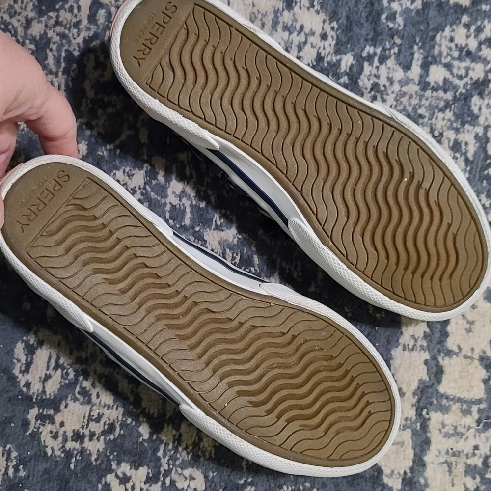 Sperry Women's Sneakers - Picture 7 of 7